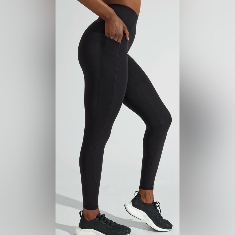 BuffBunny Contour Pocket Leggings